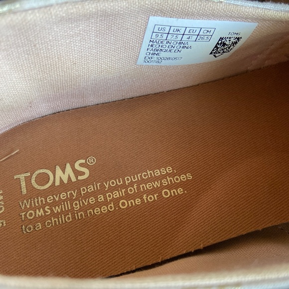 TOMS classic Gilded Bananas Print shoes - Picture 7 of 8